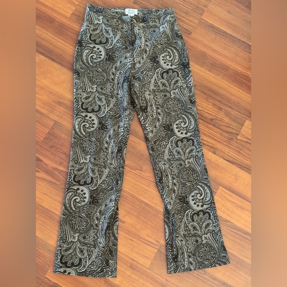Chic Paisley Women's Straight Leg Pants